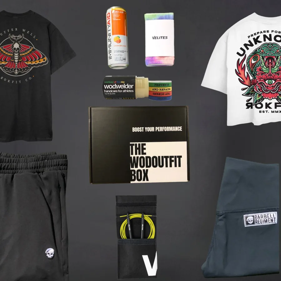 Contenu d'une Box Élite : t-shirts, short, accessoires